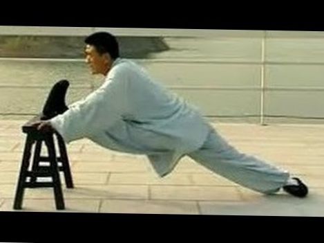 Shaolin kung fu basic training 4: advanced stretching