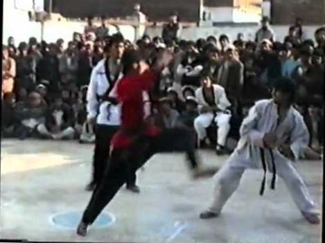 Very rare fight kung fu vs taekwondo (Master Ehsan Shafiq)